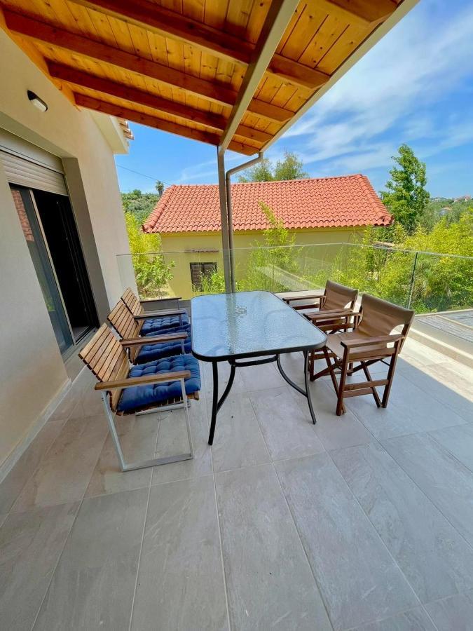 Gargarou Residences Kompoi ภายนอก รูปภาพ