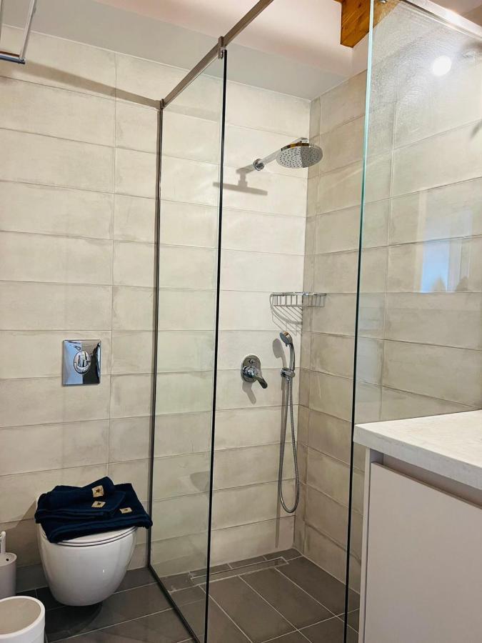 Gargarou Residences Kompoi ภายนอก รูปภาพ