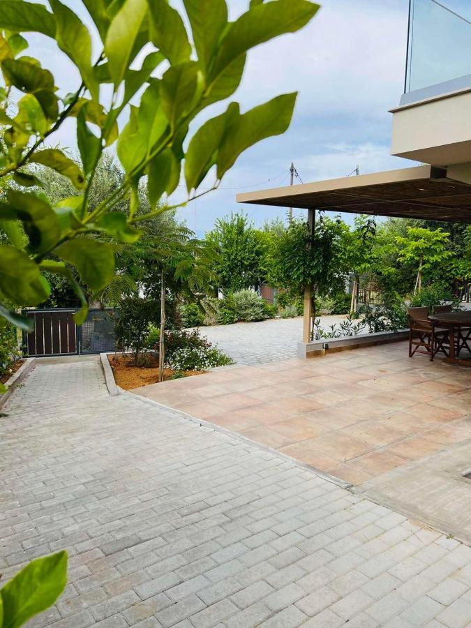 Gargarou Residences Kompoi ภายนอก รูปภาพ