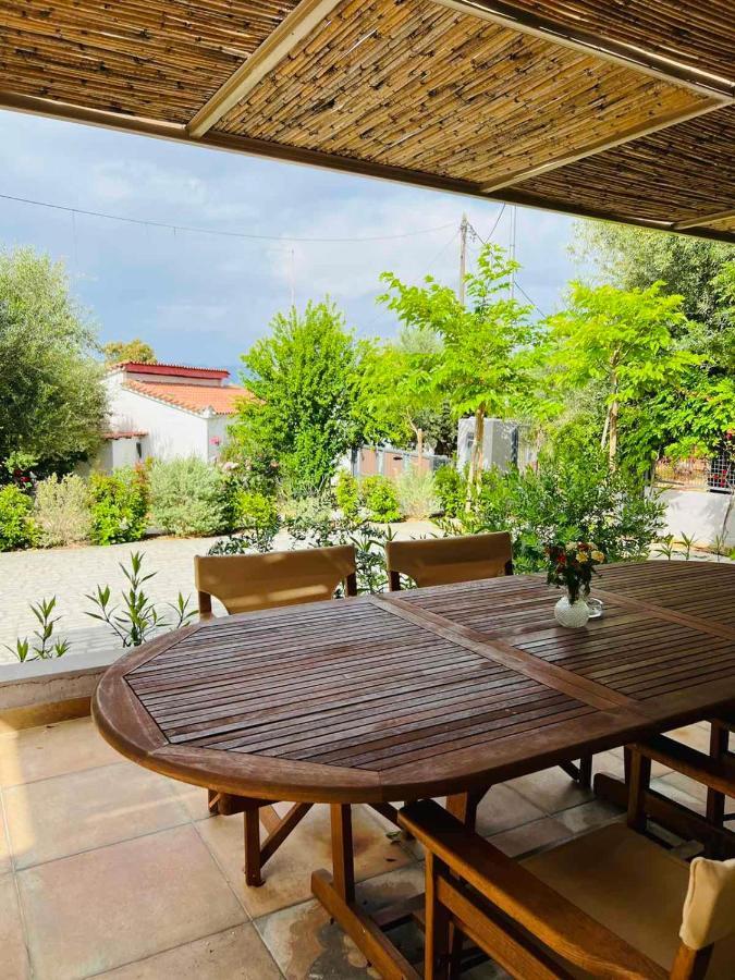 Gargarou Residences Kompoi ภายนอก รูปภาพ